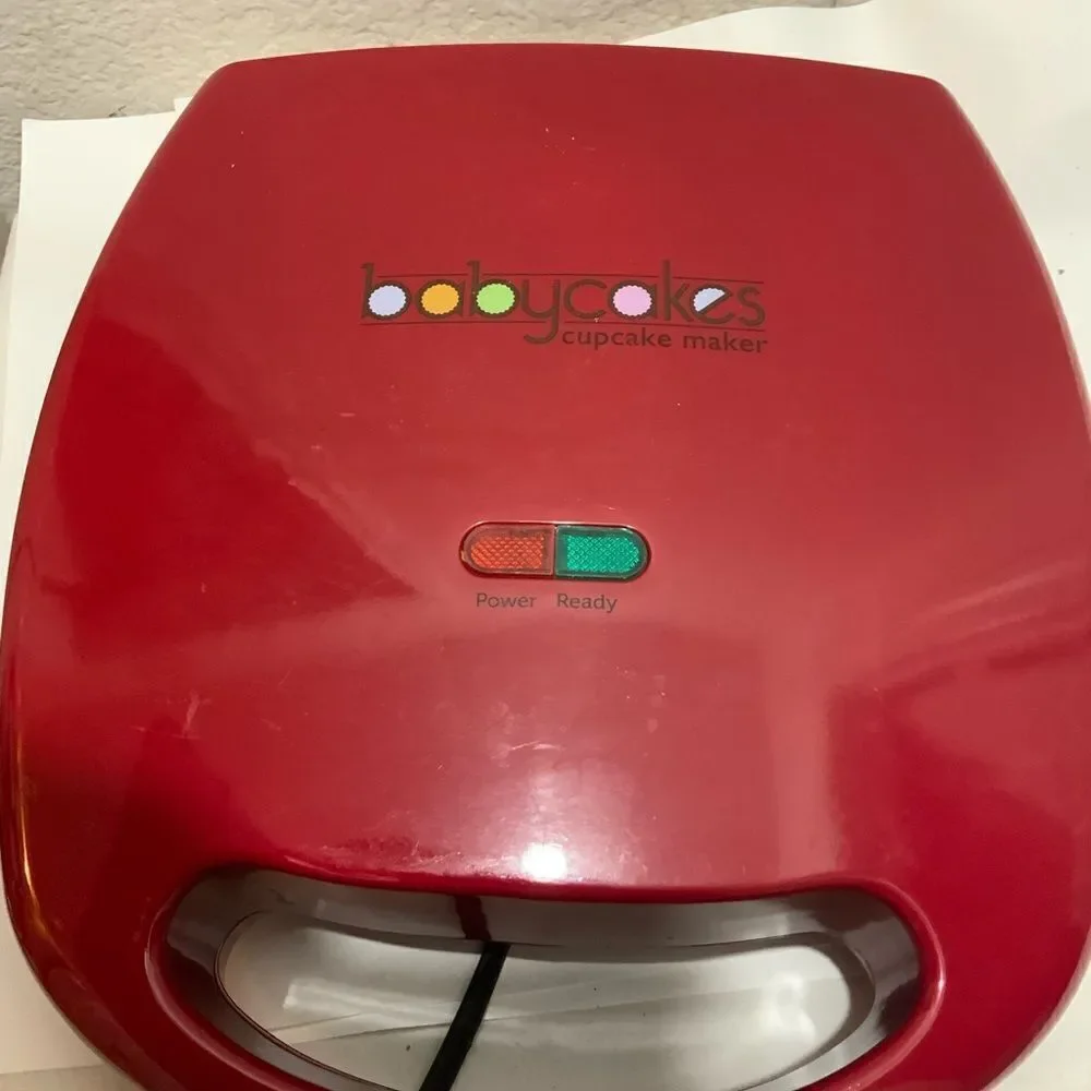 The Original Babycakes Cupcake Maker CC-96RD Non Stick Coating Red